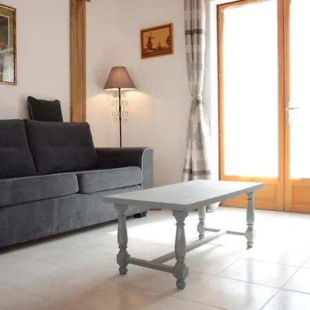 Holiday home Les Pres Saint Jean *